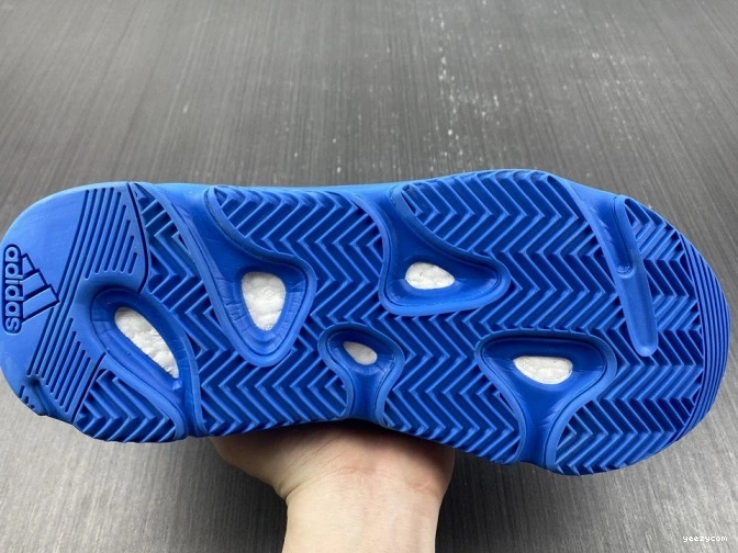 700 BLUE HP6674 BOOST YEEZY HI-RES ADIDAS 0809